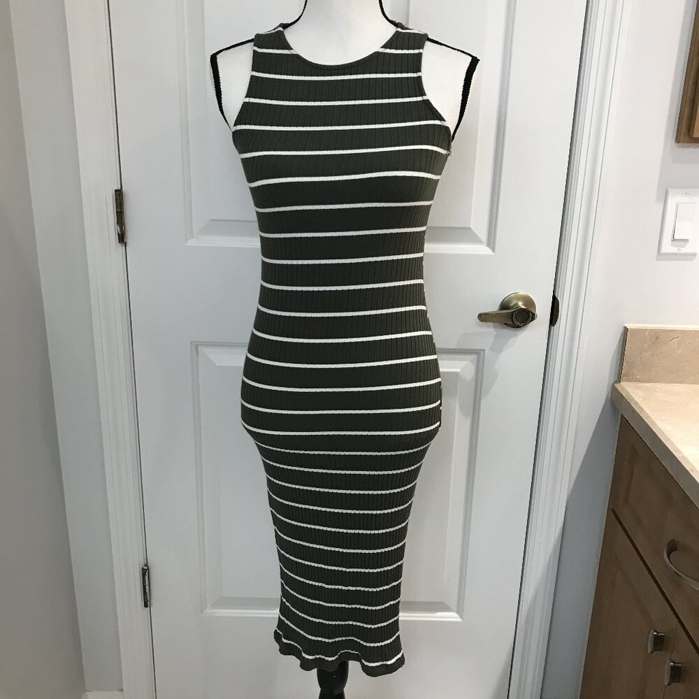 Heart & Hips Green and White Striped Bodycon Midi Dress M